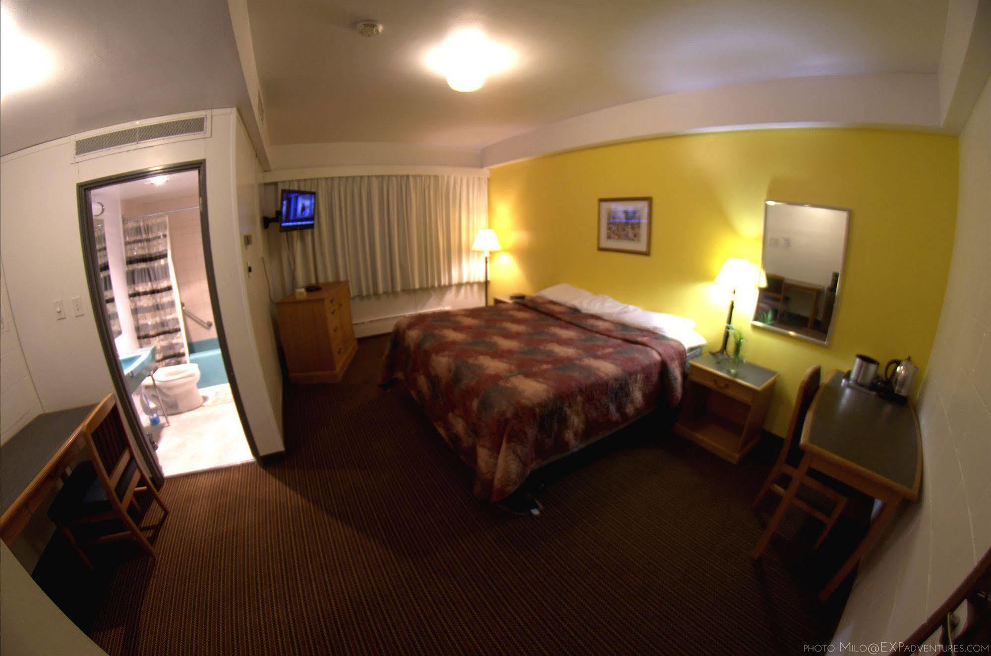 Royal Plaza Hotel Winnipeg